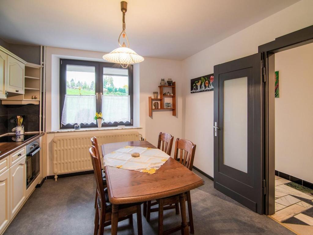 Atmospheric Holiday Home In B Llingen With Infrared Sauna Бюланж Екстериор снимка
